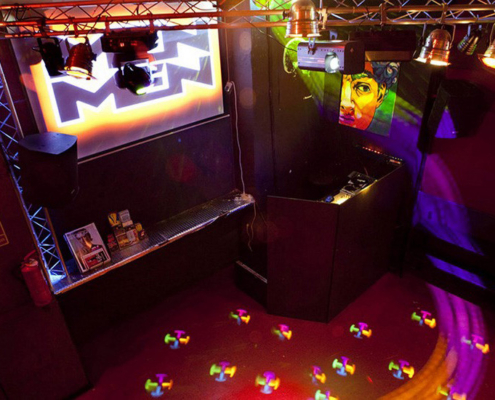 Men To Men Bar, ambiente gay en Sevilla